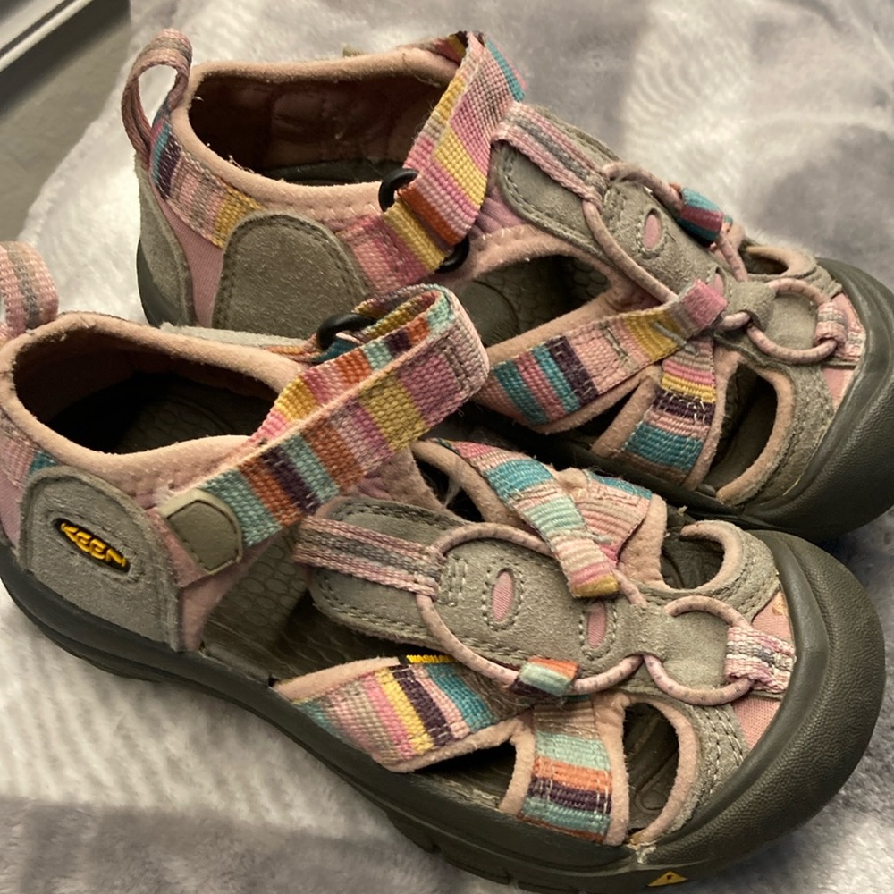 Girls size 11 KEEN sandals